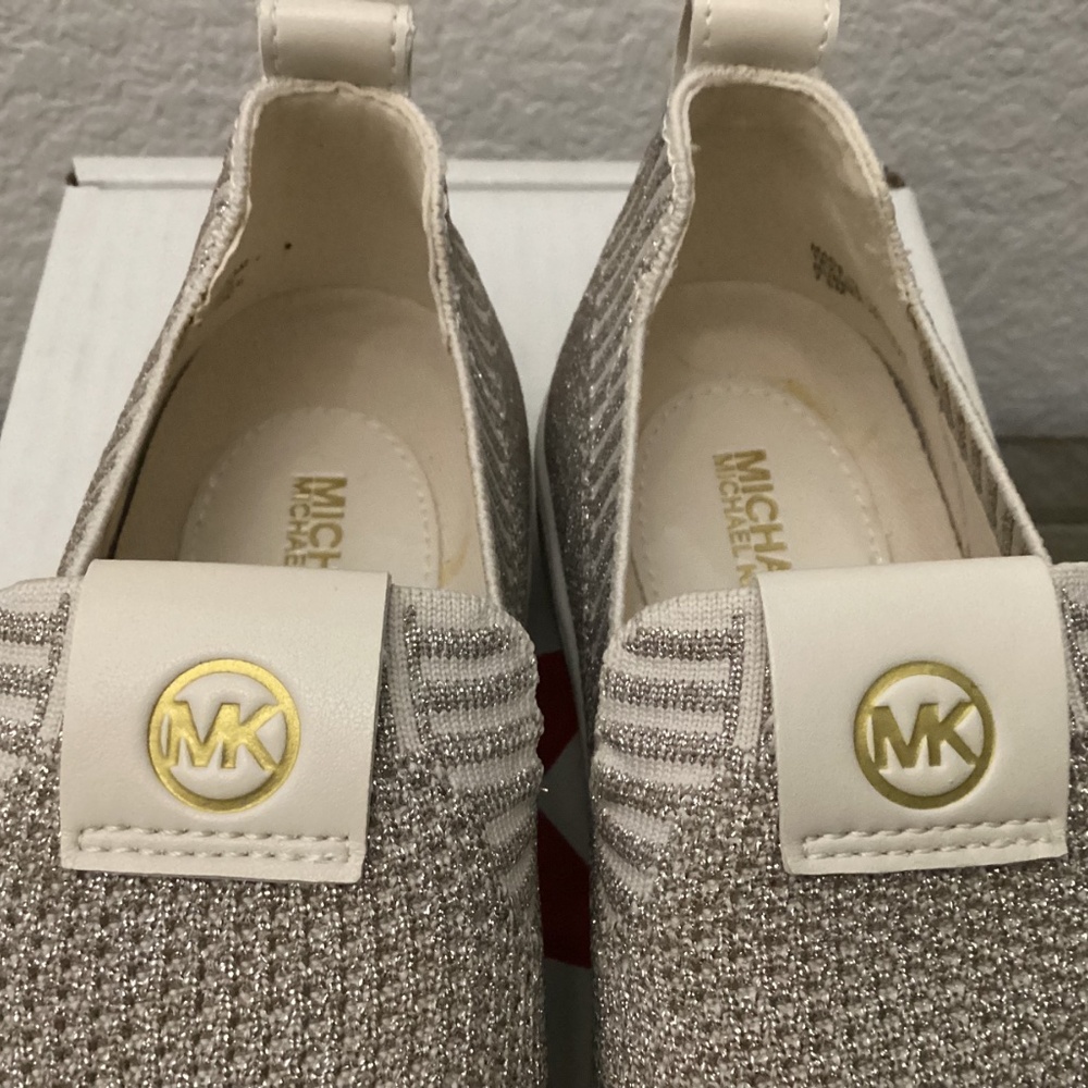 MICHAEL MICHAEL KORS Women's Juno Knit Slip-On Sneakers, size 7.5 - Picture 3 of 10